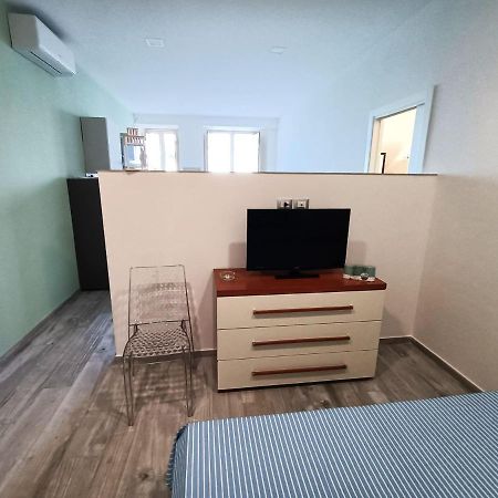 Bilocale Fronte Mare Apartment Giardini Naxos Luaran gambar